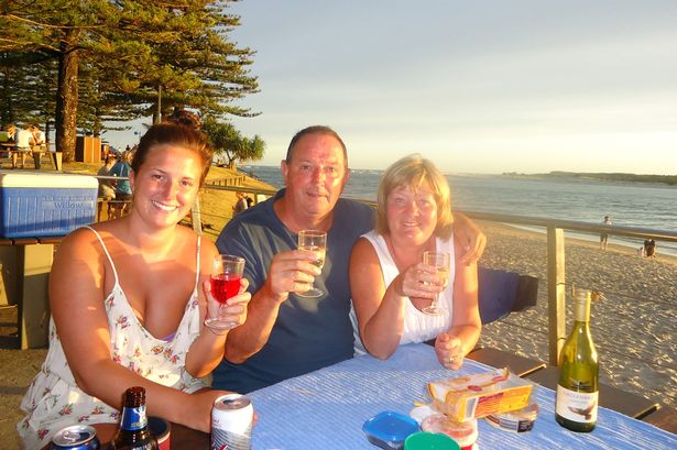 paul_marshallsea_with_his_wife_wendy_and_daughter_rachel_on_holiday_in_australia