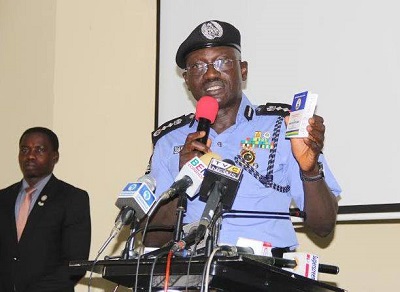 IGP SULEIMAN ABBA INTRODUCING THE NIGERIA POLICE FORCE STANDARD OPERATIONAL GUIDELINES/RULES FOR POLICE OFFICERS ON ELECTORAL DUTIES (CREDIT: NPF WEBSITE)