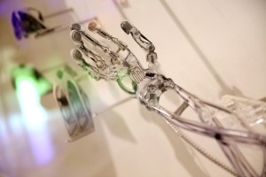 The-Terminator’s-mechanical-arm-created-by-3D-printer-which-is-adopted-transparent-plastic-personalized-design