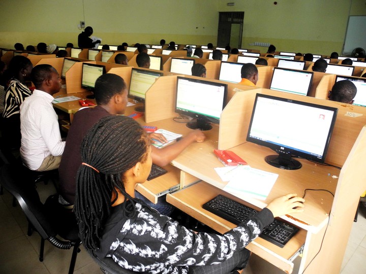 PIC.19.  STUDENTS WRITING THE JOINT ADMISSION AND MATRICULATION BOARD  COMPUTER BASED EXAMINATION AT YABA COLLEGE OF TECHNOLOGY IN LAGOS ON  TUESDAY (20/5/14). 3115/20/05/2014/WAS/AIN/NAN