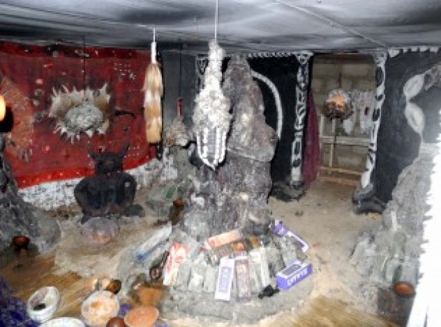shrine-discovered-by-police-e1350926398368