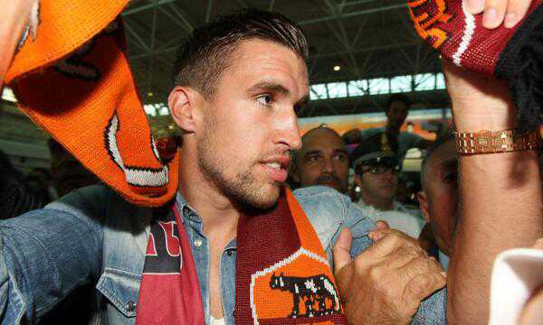 Kevin Strootman Could Be Out for More Than Four Weeks. Image: AFP.