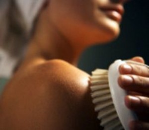 6-benefits-of-dry-skin-brushing--300x262