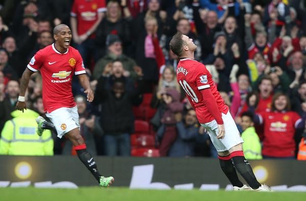 Rooney Falls Flat to the Ground While Celebrating Scoring Against Tottenham Hotspur at Old Trafford. Image: Getty.