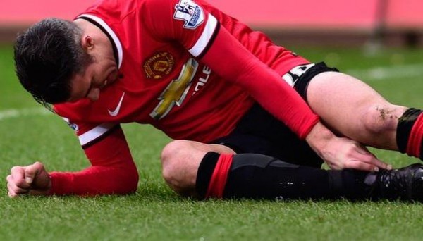 Robin van Persie Ruled Out of Derby Game at Home to Manchester City. Image: Getty.