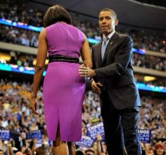 Did President Obama Tap His Wife s Behind In This Photo 