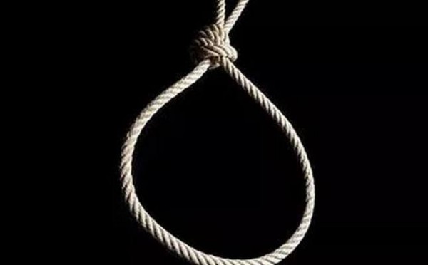 Hang-Rope-Suicide