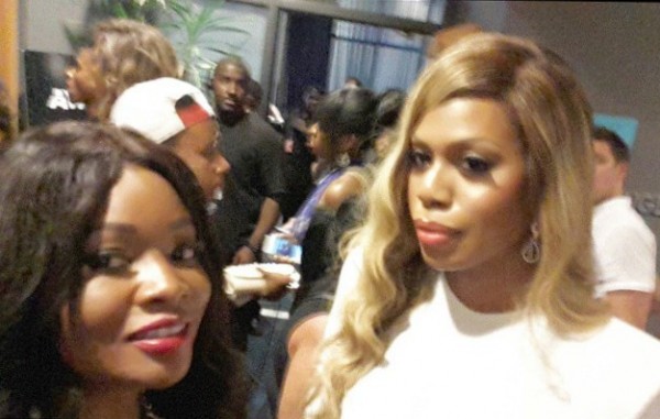 toolz-interacts-with-us-stars-at-4