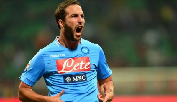 Gonzalo Higuain Could Join Arsenal If His Buy-Out Clause is Met. Image: Getty. 