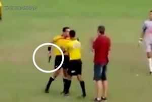 Referee-pulls-a-gun-during-dispute-at-soccer-game-in-Brazil
