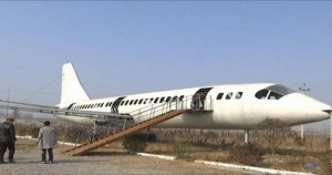 Chinese-farmer-builds-replica-Boeing-737-for-planned-restaurant