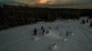 Canadian-man-builds-home-theater-out-of-snow