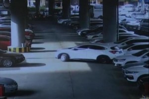 Man-steals-car-tire-replaces-it-with-his-own