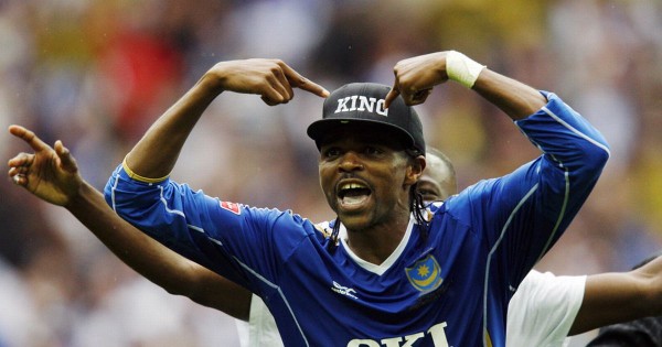 Portsmouths-Nigerian-striker-Nwanko-Kanu-celebrates-after-wining-The-FA-Cup