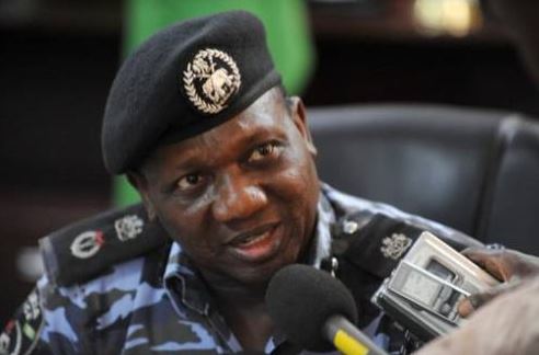 Police kill bank robber, arrest six in Calabar - INFORMATION NIGERIA - Information Nigeria