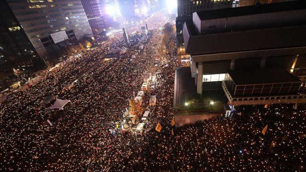 protesters-in-south-korea
