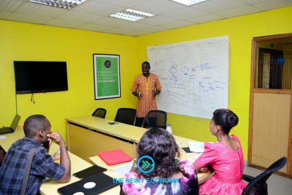 Femi  Longe ( Founder & Director CCHub) directing the ‘Business Modelling’ class.