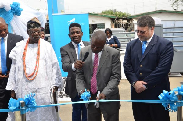 dr-lawrence-akinsanya-managing-director-amuwo-medical-centre-opens-the-amuwo-odofin-branch