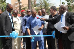 5-engr-ndubueze-enekwa-cutting-the-ribbon-to-officially-open-the-refurbished-branch-in-enugu