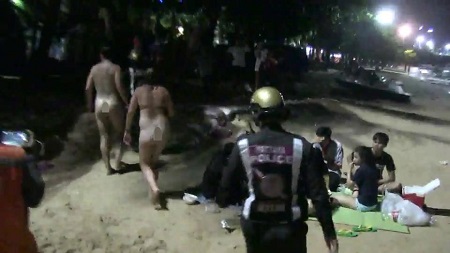 Naked Couple Filmed Having Sex On The Beach
