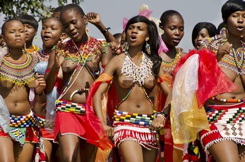 Zulu Maidens Prepare To Undergo Virginity Testing To