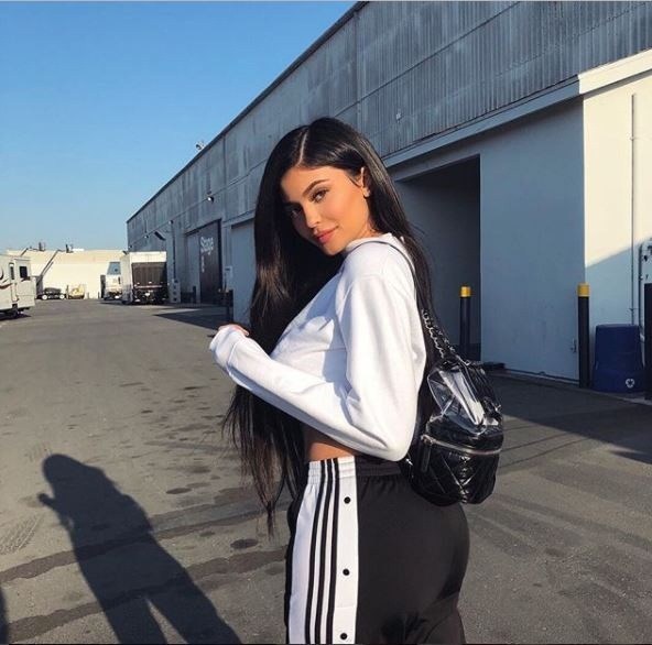Kylie Jenner flaunts amazing body two months after child delivery ...