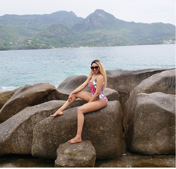 Sonia ighalo's wife stuns in bikini photos
