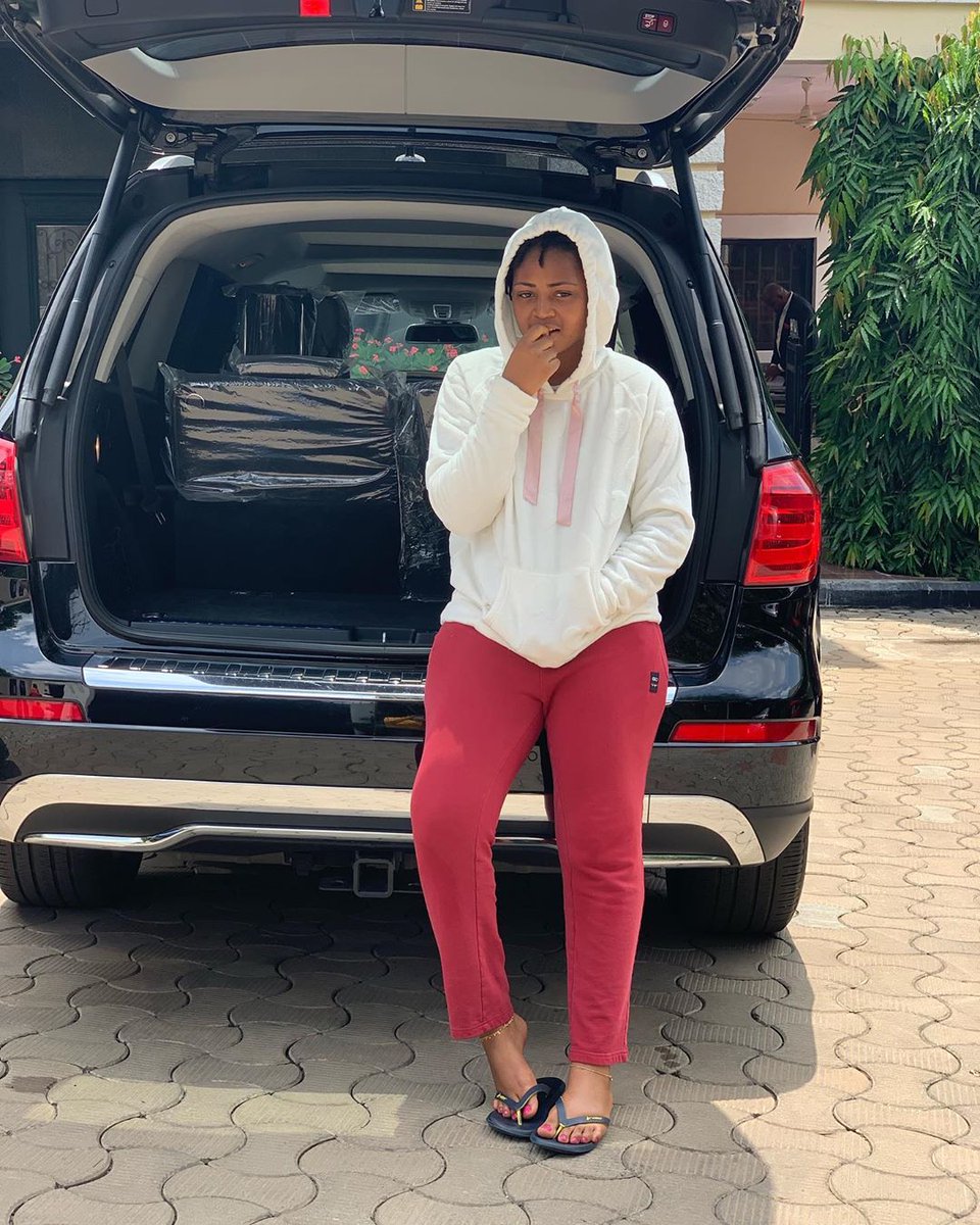 ''I Want Regina Daniels Type Of Husband With Less Wives'' - Nigerian Ladies Cry Out After She Acquired Her Latest Whip