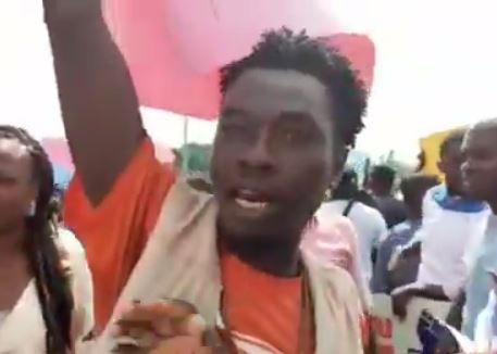 (Video): 'I was paid N10k to support Pastor Biodun Fatoyinbo' - Protester reveals