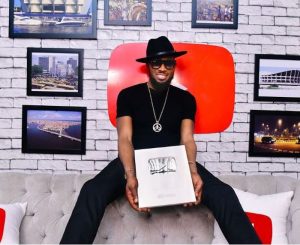 [PHOTO]: Superstar, D’Banj Earns A Silver Play Button From YouTube