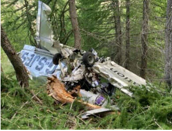 2 Dead As Plane Collide Mid Air