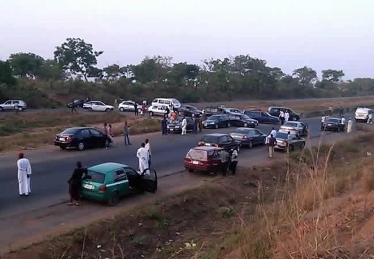 Bandits block Kaduna-Abuja highway