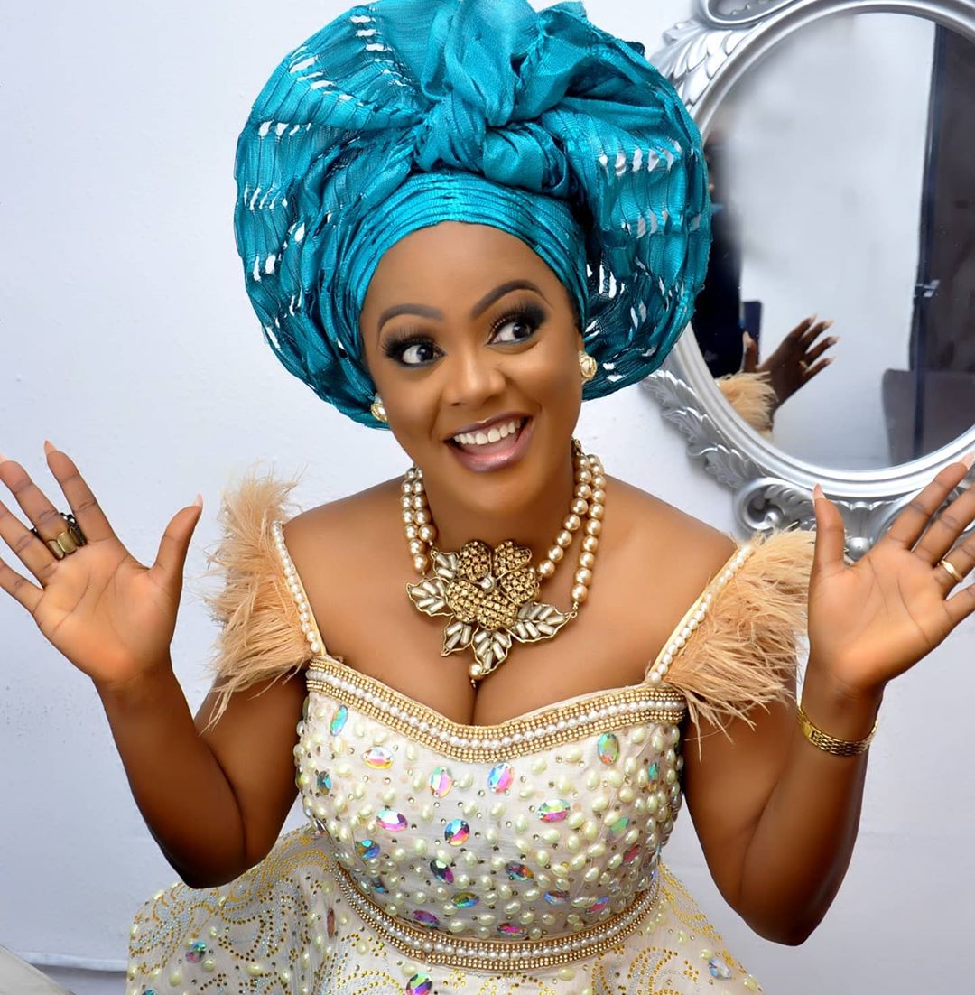 It gets easier if you Japa correctly and also meet the right people - Helen Paul advices