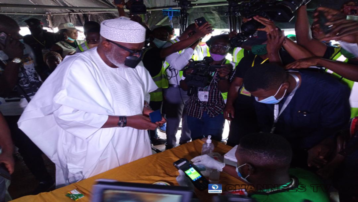 Ondo 2020: Akeredolu In Early Lead As Collation Continues