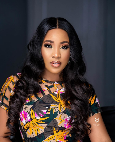 Erica continues to win despite the tribulations she has faced, signs  endorsement deal with Kuku's hair - Information Nigeria