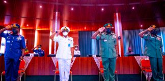 Buhari Decorates New Service Chiefs