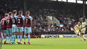 Odegaard Free-Kick Helps Gunners To Victory Over Burnley 