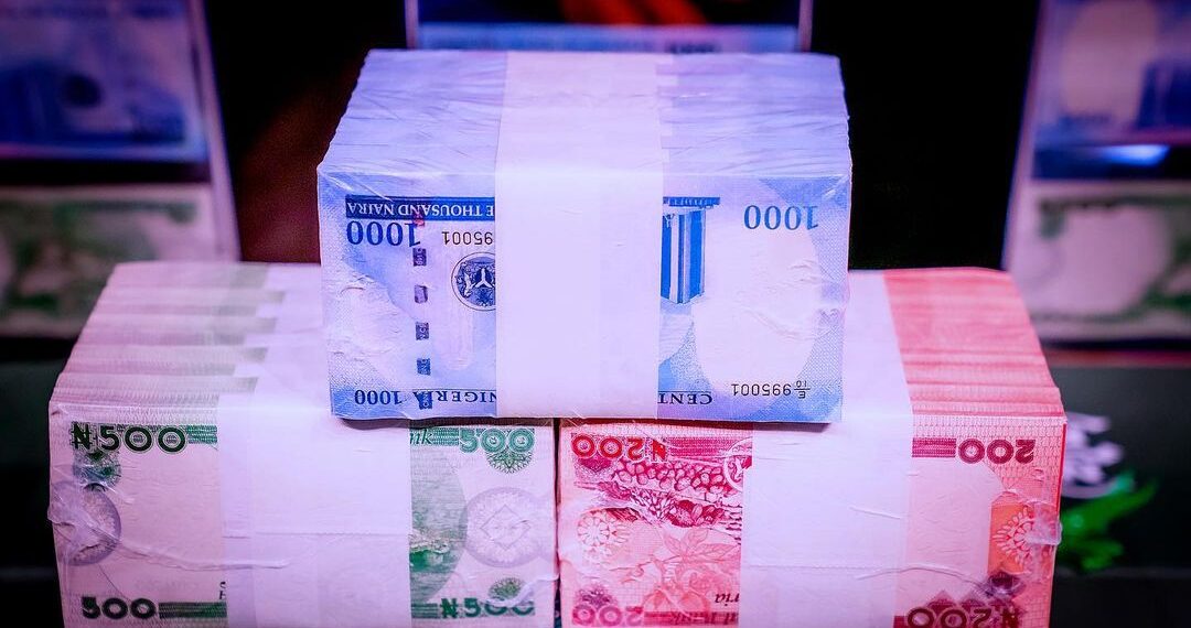 Banks To Begin Circulating New Naira Notes Today