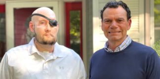 US Surgeons Perform World's First Whole-Eye Transplant