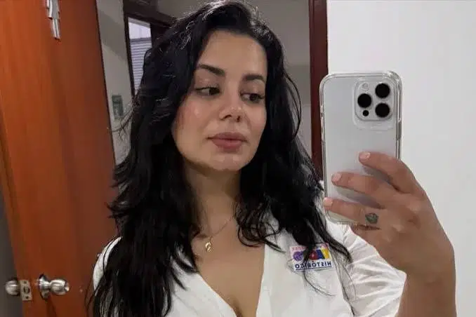 Ex Adult Film Star Sworn In As Colombia Senator